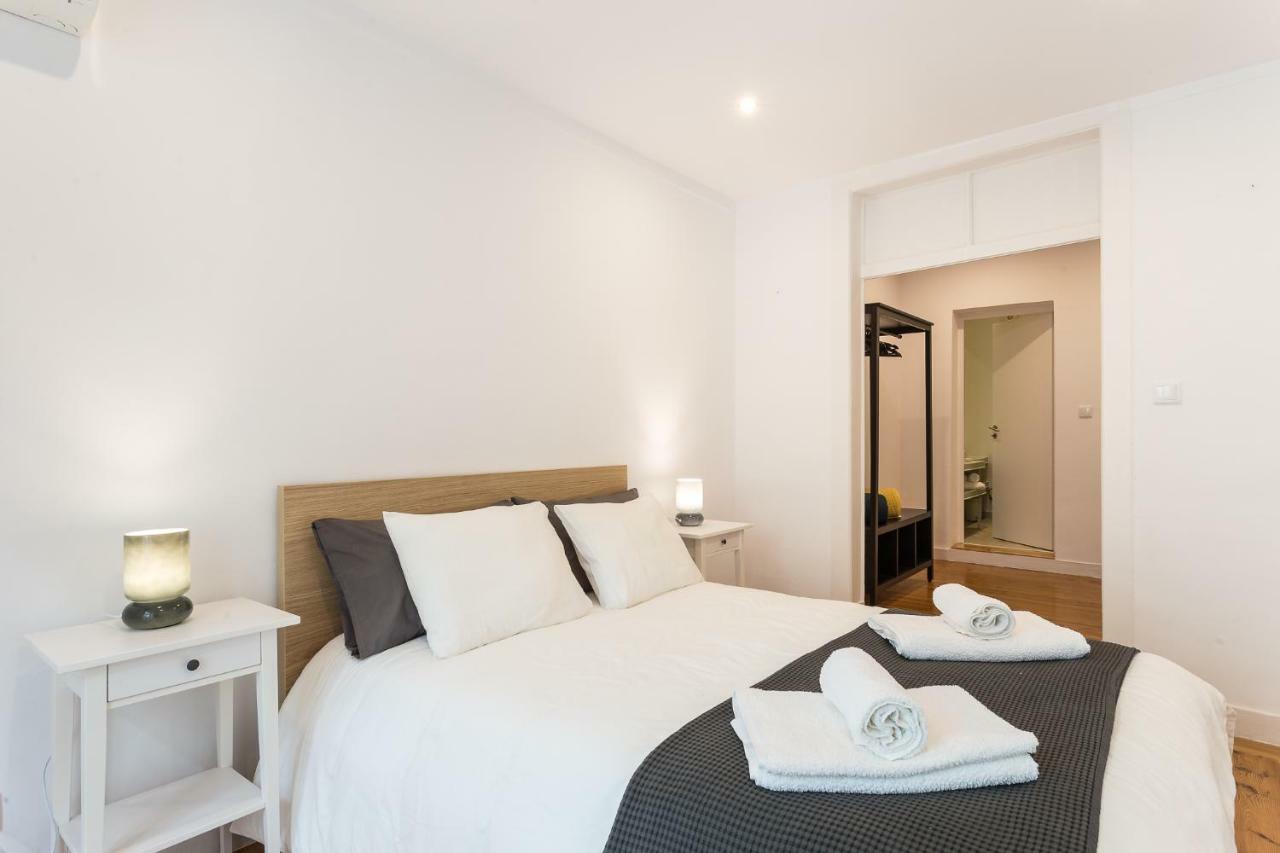 Three Bedroom Apartment In Historical Centre -Bairro Alto Lissabon Exterior foto